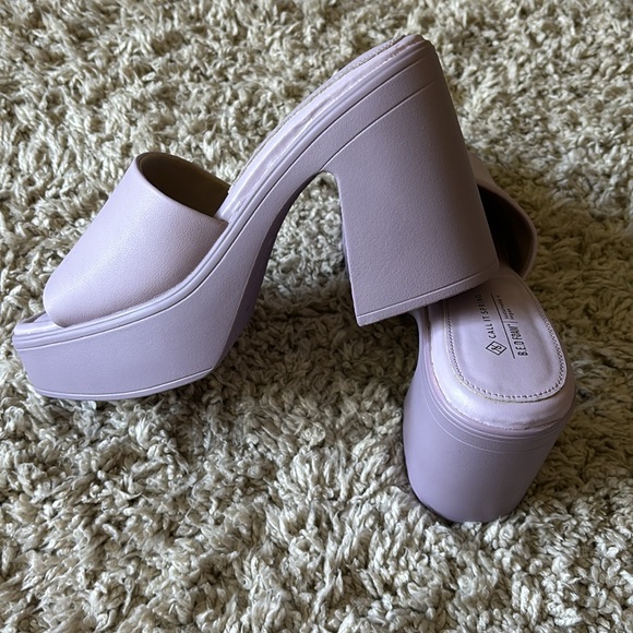 Call it Spring PALOMAA Platform Sandals in Violet Purple - Picture 4 of 7
